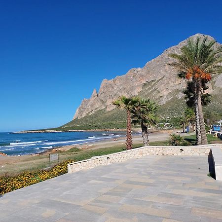 Villa Baia Di Cornino 쿠스토나치 외부 사진