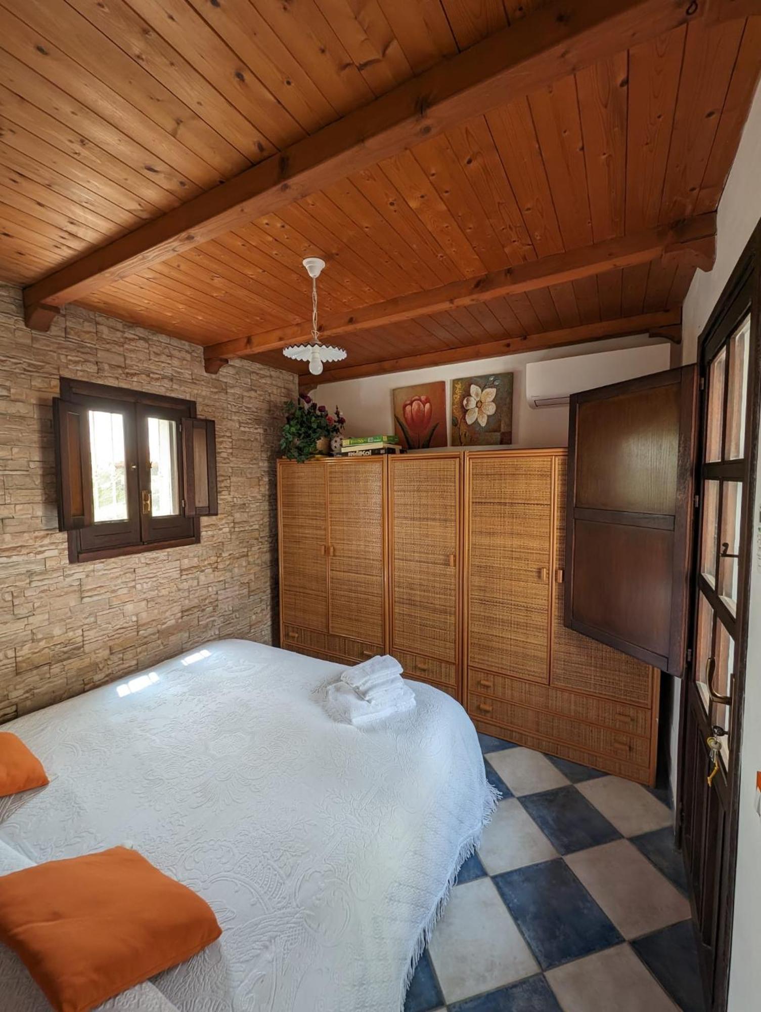 Villa Baia Di Cornino 쿠스토나치 외부 사진